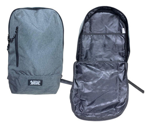Mochila Impermeable Con Bolsillo Trasero 45x30x6cm