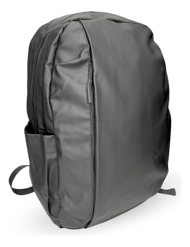 Mochila Forrada Impermeable Negra 42x30x15cm
