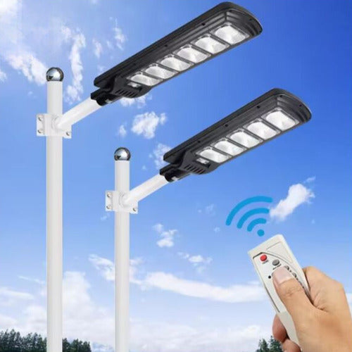 Foco Solar Led 700w Control Soporte Sensor japón