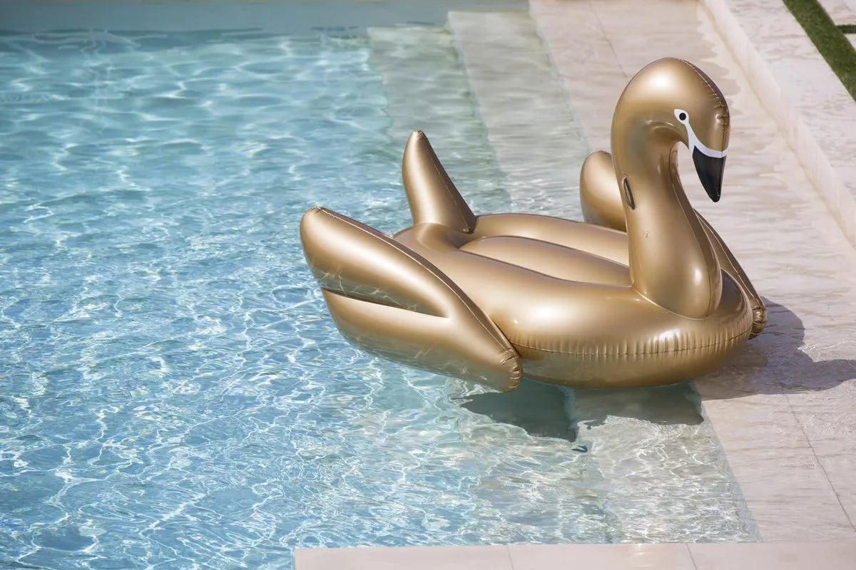 Inflable Gigante Cisne Dorado Para Piscina