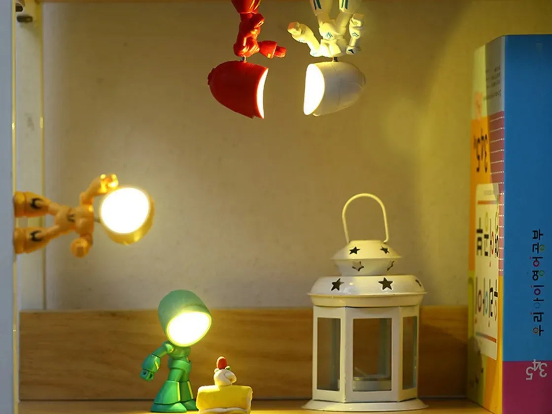 Lámpara Portátil Led Diseño Robot Veladora Escritorio