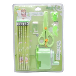 Set Escolar 12 Lápices Y Accesorios 27x19cm Verde